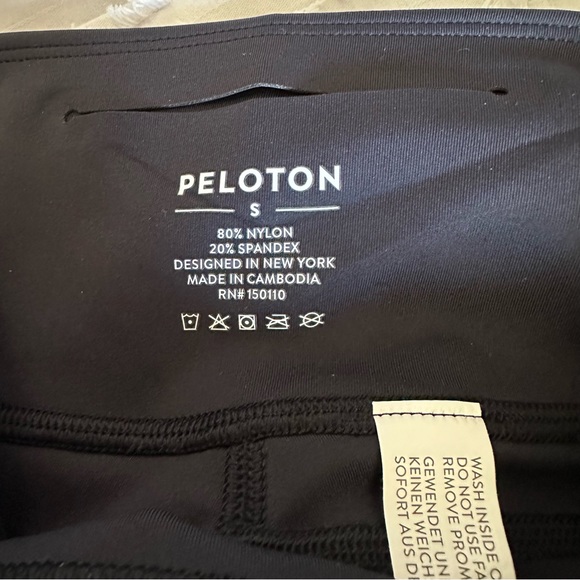 NWT Peloton Black Move Seam Leggings Size: Medium - Picture 6 of 8